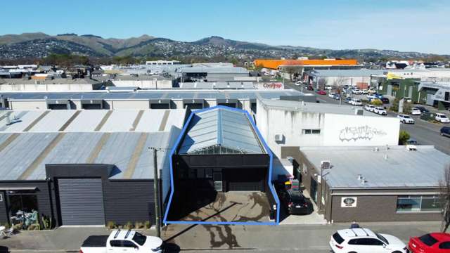 Neat & Tidy in Sydenham - 243sqm