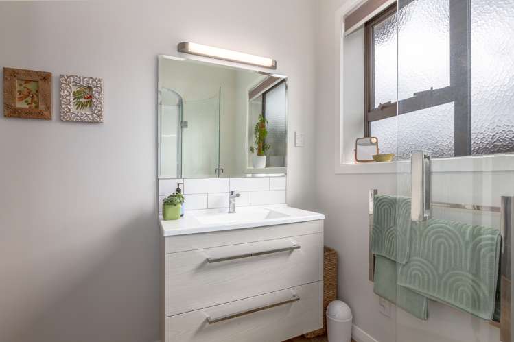 225 Riverside Drive Waterloo_8