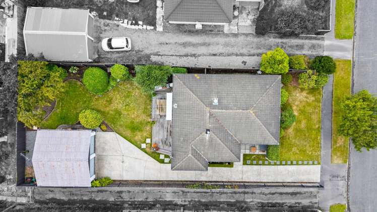 10 Reynolds Avenue Bishopdale_24