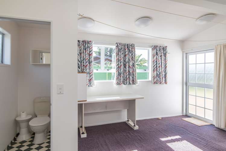 58 Seaview Road Paraparaumu Beach_15