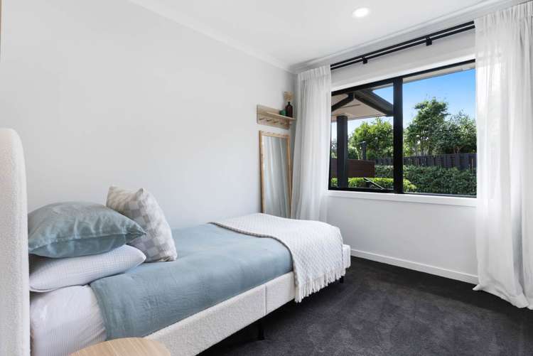 9 Lindsay Place Hillsborough_19