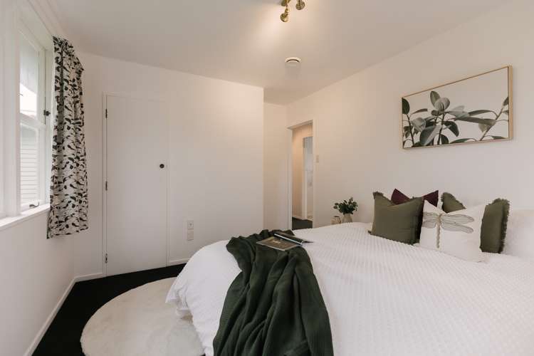 25 Mokau Place Terrace End_13