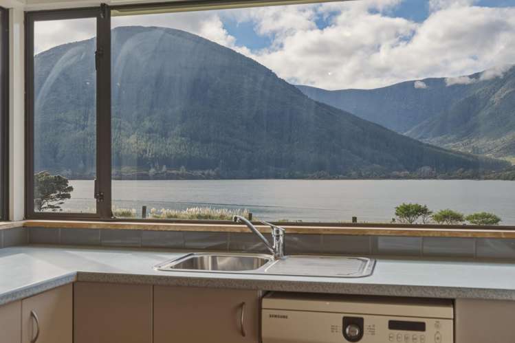 803 Manaroa Road Marlborough Sounds_11