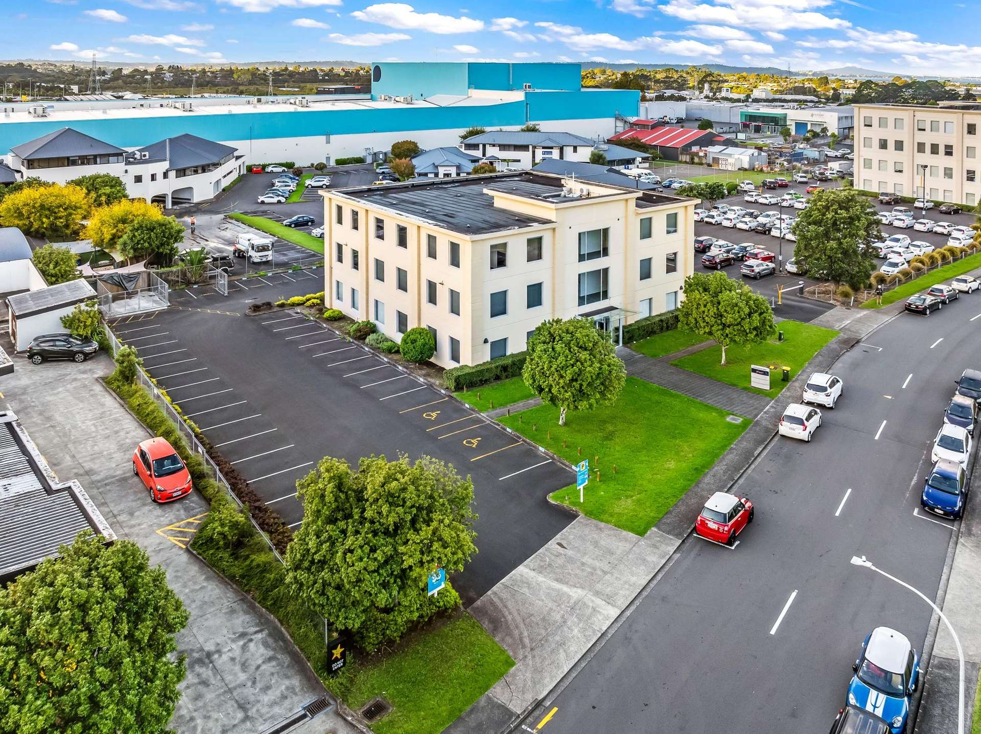 39 Paramount Drive Henderson_0