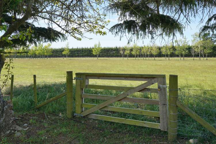 418 Two Chain Road Burnham_23