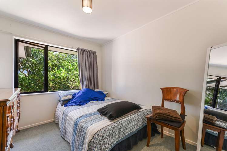 36 Willow Avenue Stoke_12