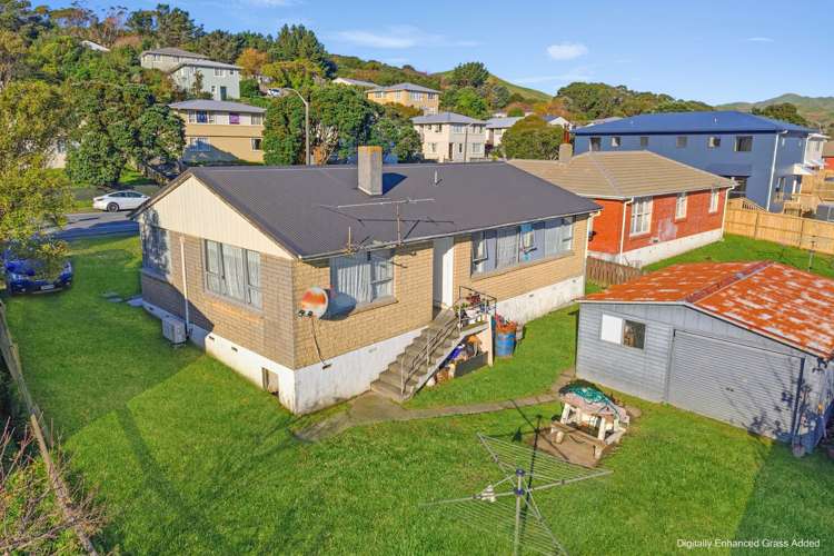 347 Warspite Ave_1
