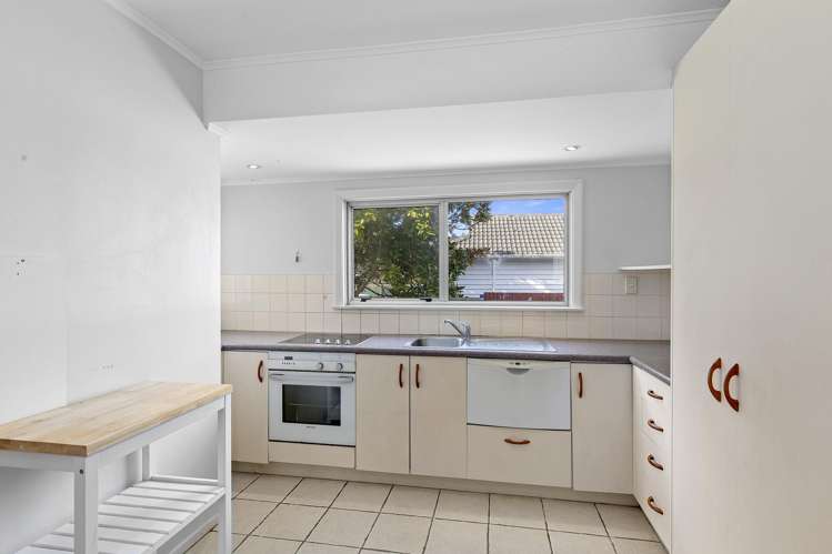 13 Mcgowan Road Wainuiomata_5