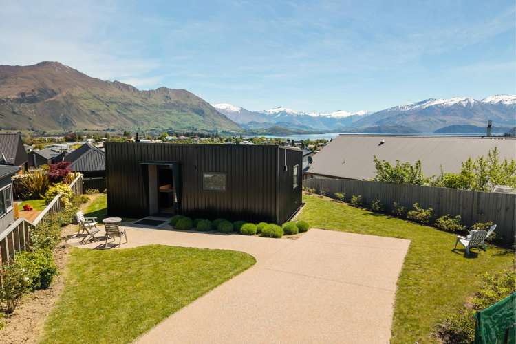 17 Landsborough Lane_0
