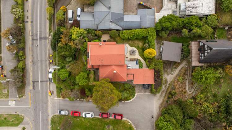 61 Hallenstein Street Queenstown_26