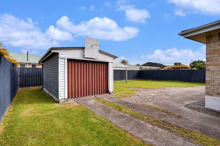3 Defoe Avenue Hillcrest_9
