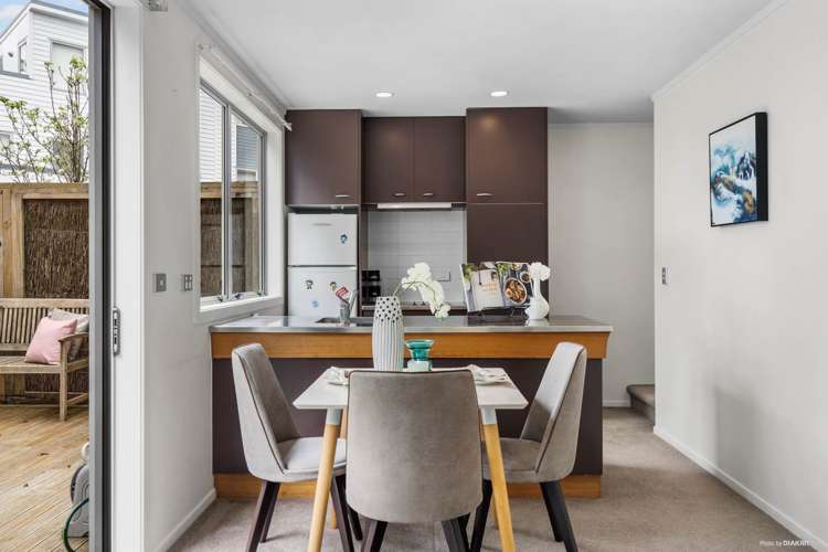 6/3 Wagener Place Mount Albert_6