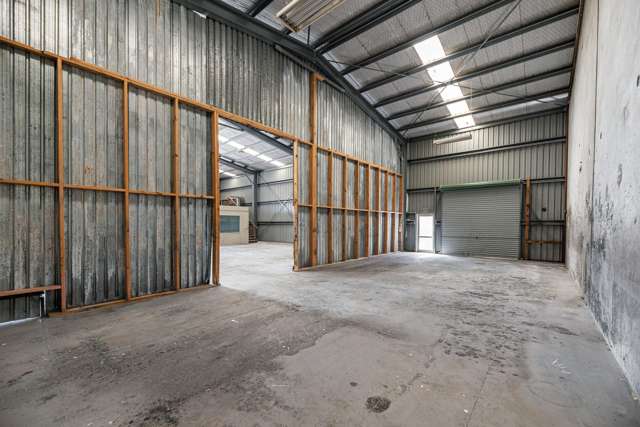 2/306 Chadwick Road Greerton_4