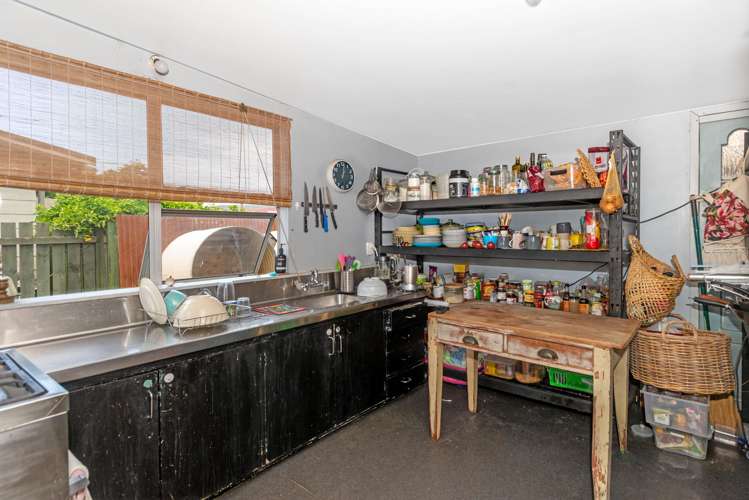 4 Hinekura Road Tolaga Bay_8