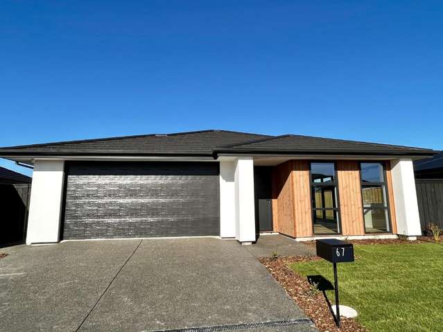 **Modern 4-Bedroom, 2-Bathroom Home – Low Maintenance Living**