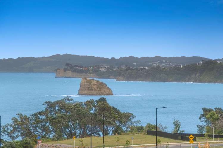 42 Resolution Drive Gulf Harbour_20