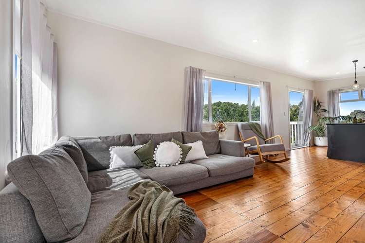 8 James McLeod Road Shelly Beach Helensville_24