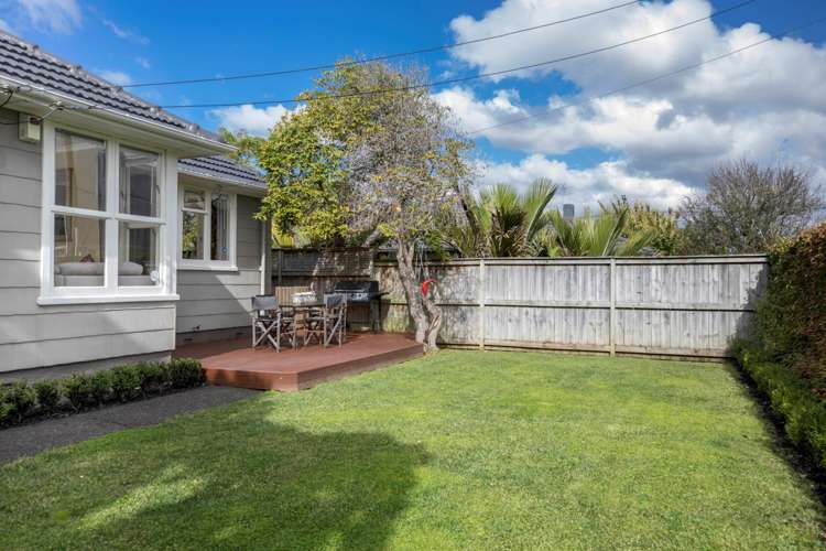 53 Caen Road Panmure_15