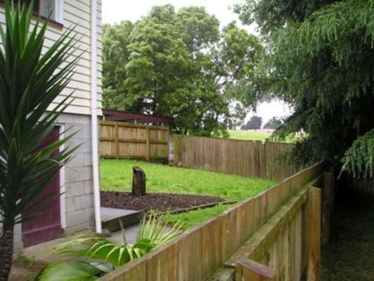 30 Leaver Place Manurewa_8