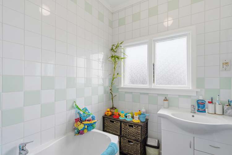 172 Venus Street Strathern_13