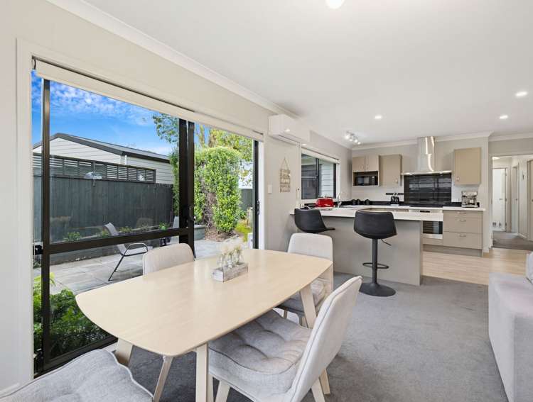 34 Dahlstrom Grove Kelvin Grove_7