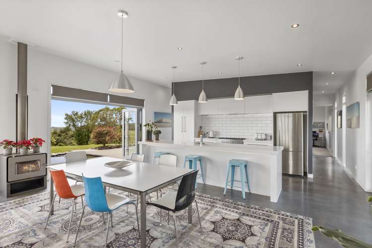 274 Staniforth Road Kaiwaka_11