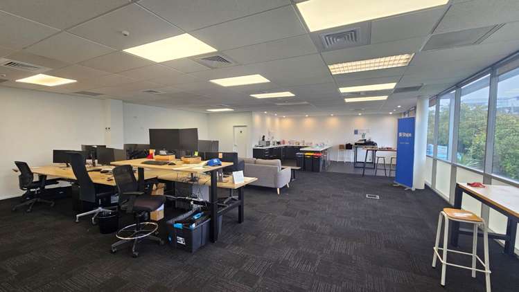 15 Orbit Drive Rosedale_8