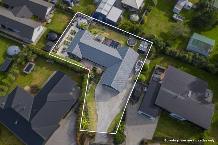 11 Voyager Place Cooks Beach_23