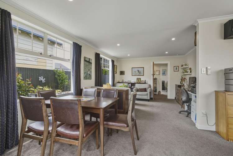 11 Hargest Crescent Saint Kilda_11