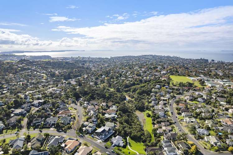 2/32 Caversham Drive Torbay_39