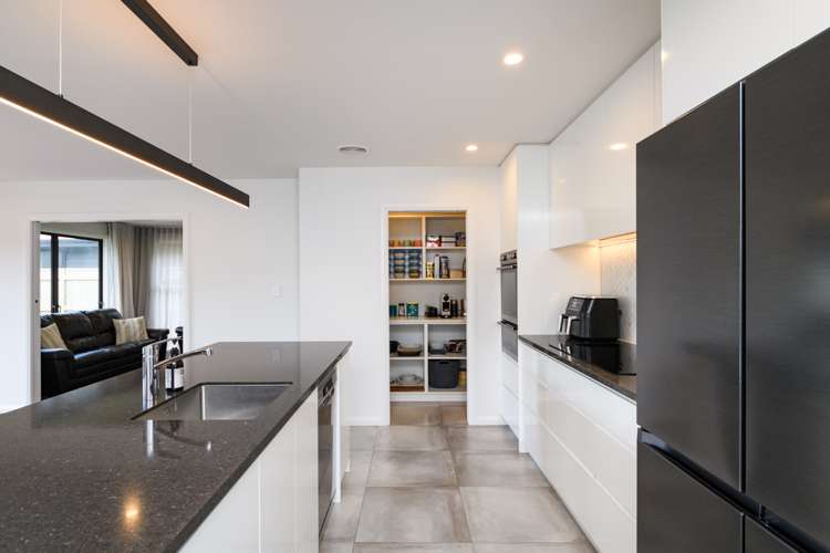 51 Freedom Drive Kelvin Grove_11