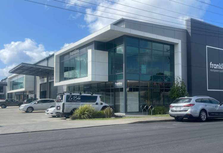 Unit 8/30A Foundry Road Silverdale_4