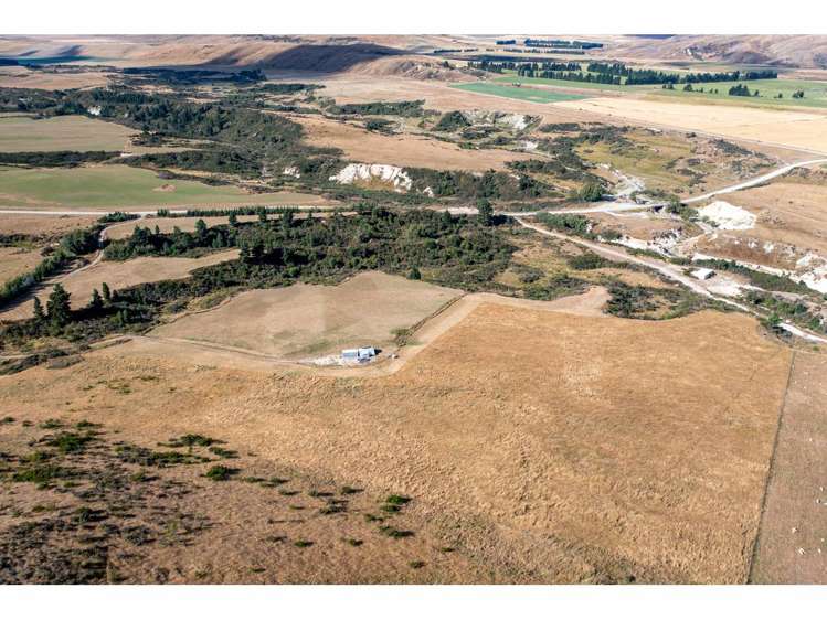 1976 St Bathans Loop Road_5