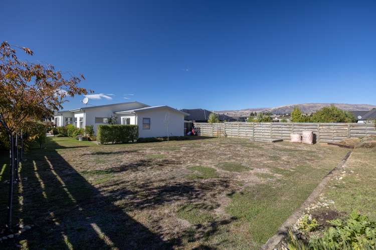 22 Snowberry Street Albert Town_20