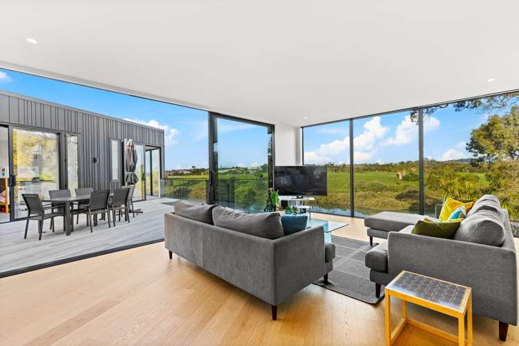 10 Lister Street Point Chevalier_11