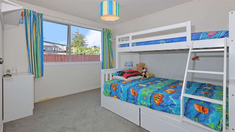 1/9 Clayburn Road Glen Eden_9