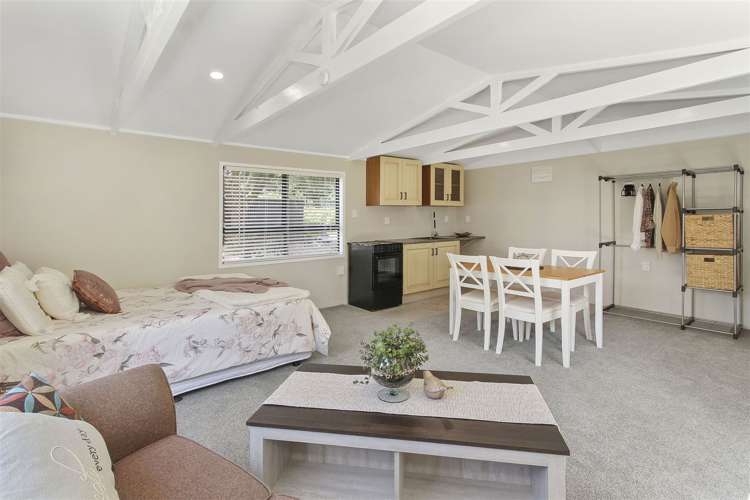19A Leaming Place Clarks Beach_19