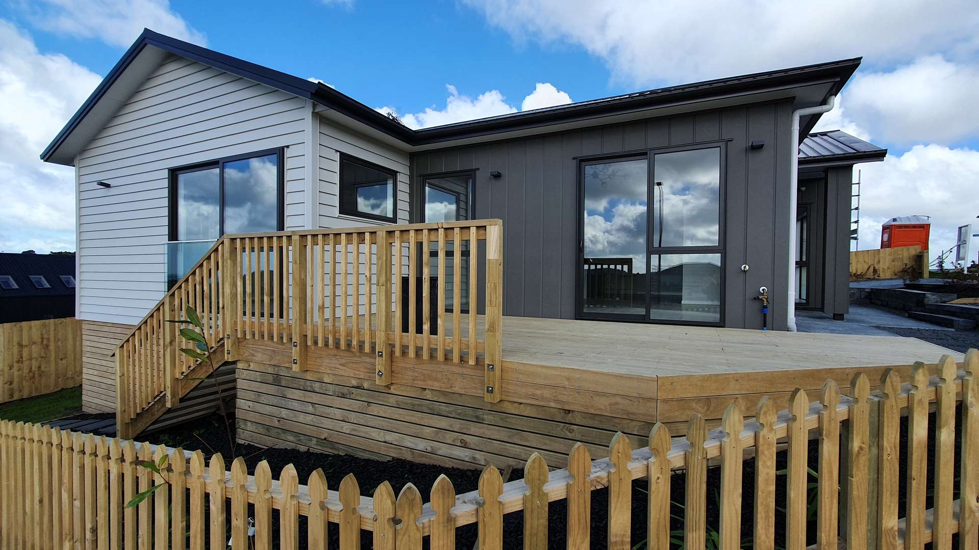 8 Pacific Heights Road Orewa_0