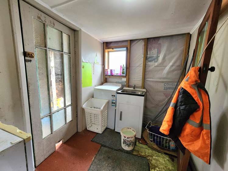 406 Taylorville Road Coal Creek_11