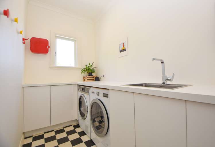 15 Hilton Road Carterton_15