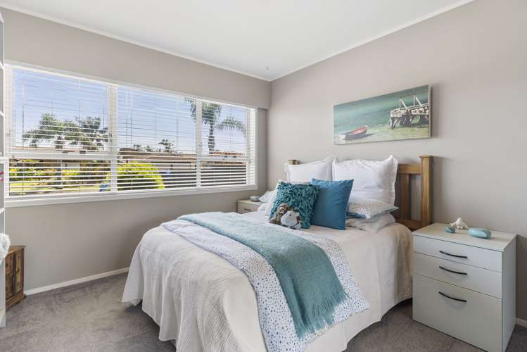 1/15 Vivian Wilson Drive Eastern Beach_8