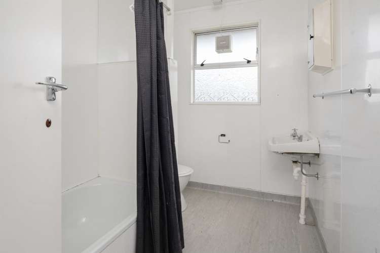 1-6/2 Percy Street Blenheim_24