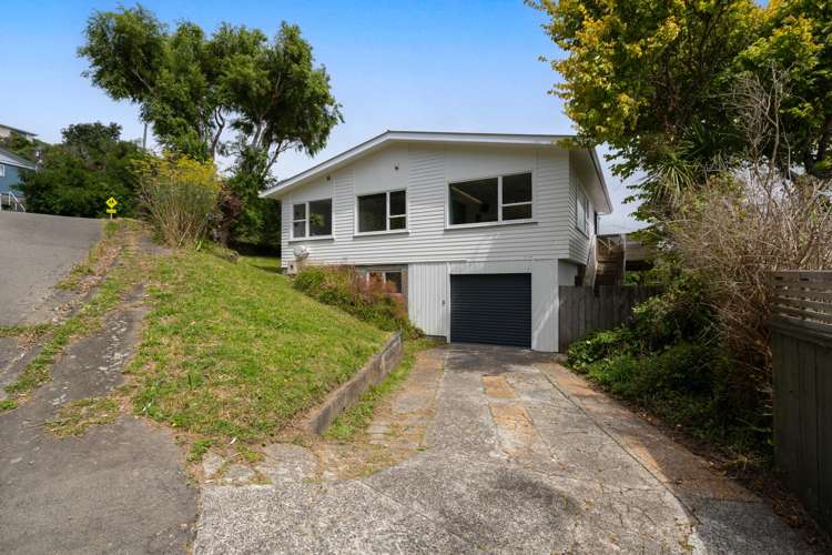 83 Helston Road Paparangi_16