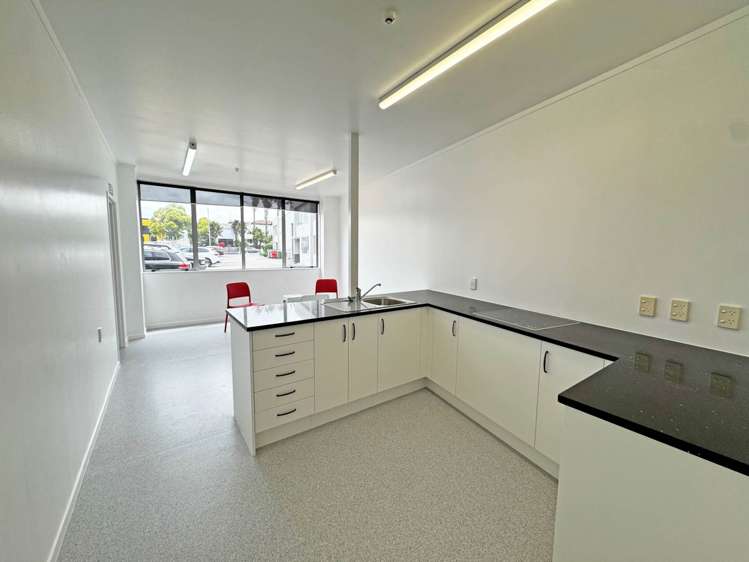 Unit D/35 Hannigan Drive St Johns_6