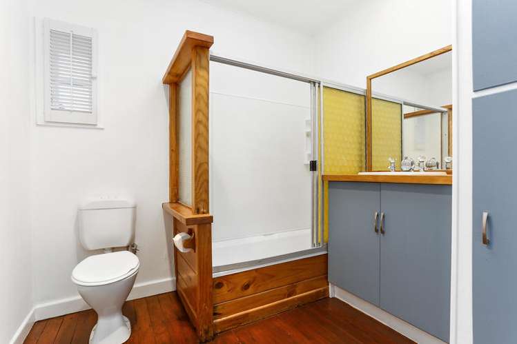 35 Forest Hill Road Henderson_10