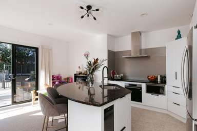5 Piha Close_4