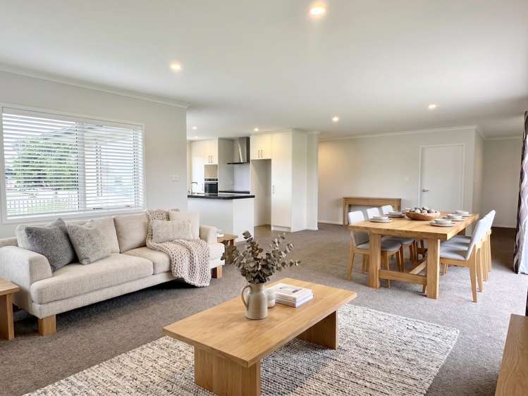 6 Livingstone Drive Papamoa_3