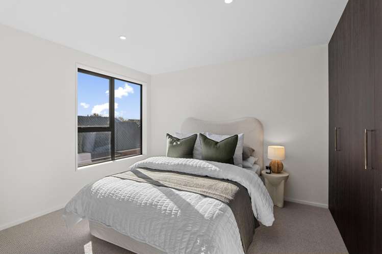 2 and 3/34 Gordon Avenue St Albans_14