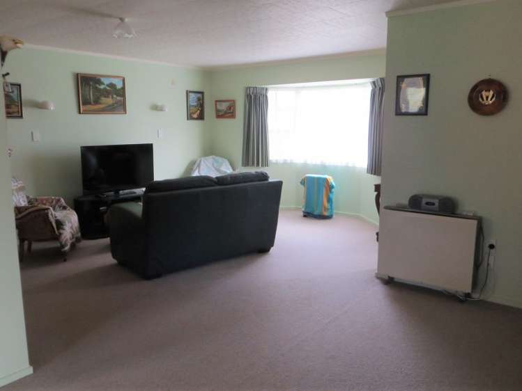 22 Follis Street Te Aroha_3