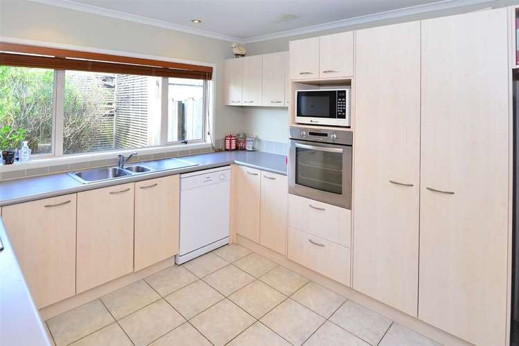 7 Saltwood Street Red Beach_6